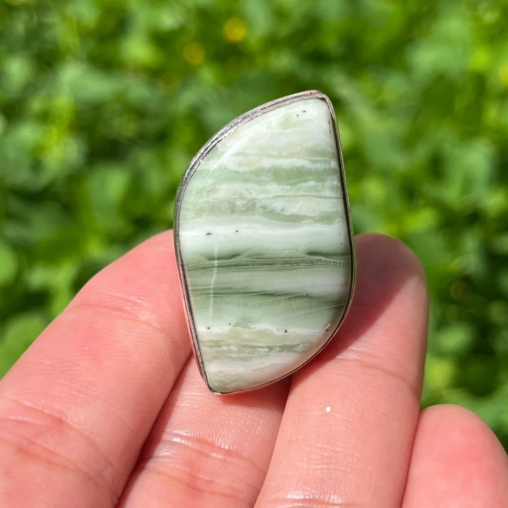 Size‎ 7 Silver plated Larsonite Ring